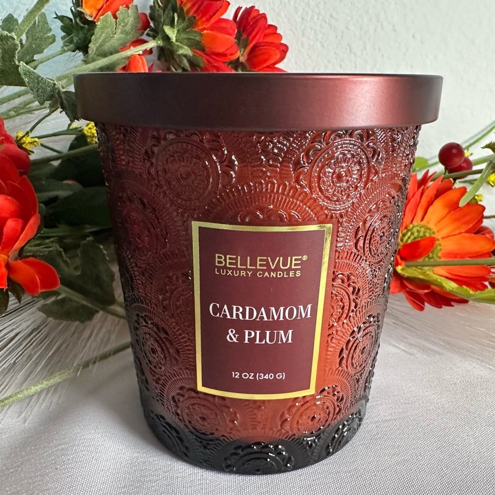 Bellevue Double Wick 12 oz Luxury Candle ~ Cardamom & Plum ~ New!